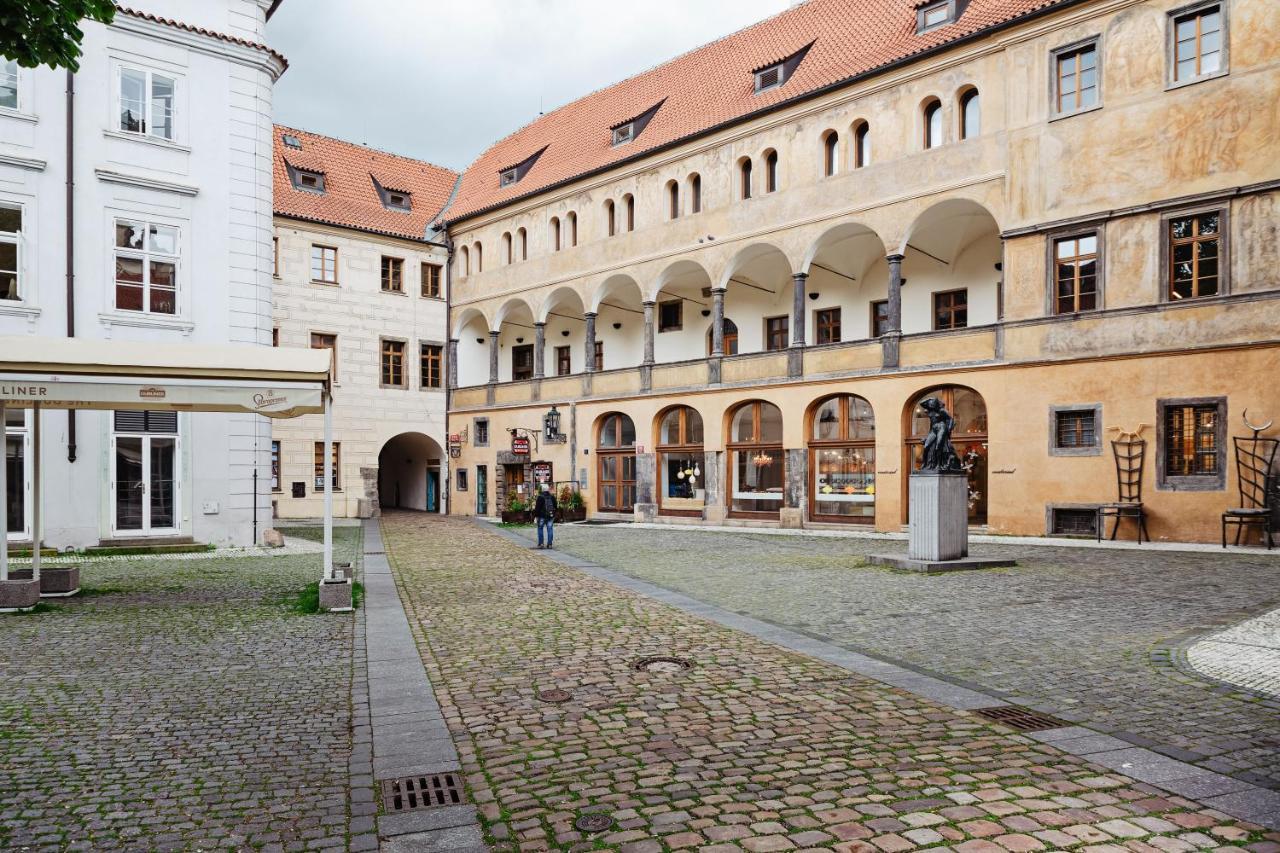 U Modreho Orla - At The Blue Eagle Hotel Praha Bagian luar foto